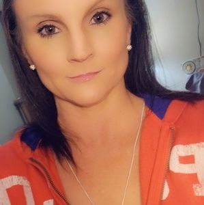 Meet your Posher, Tonya